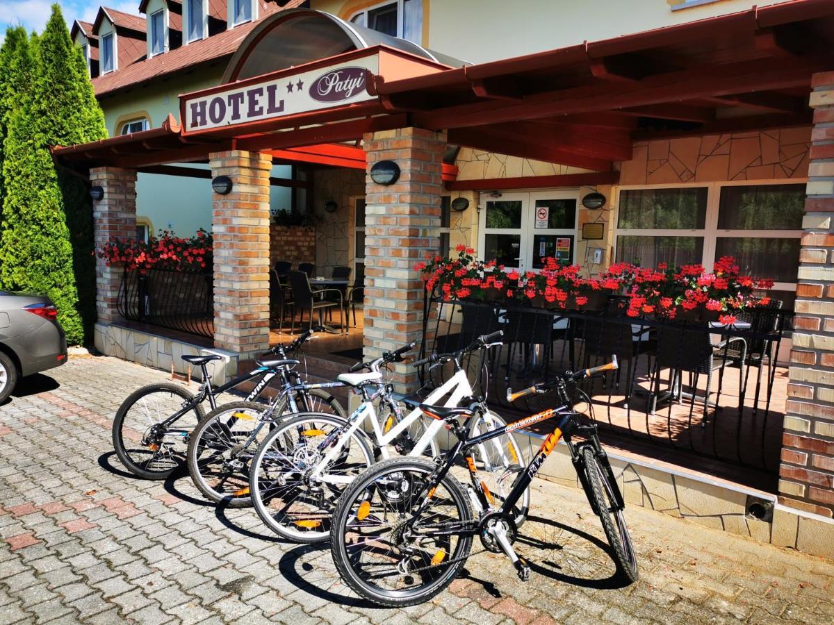 帕特伊艾特雷姆酒店 Bögöte 外观 照片