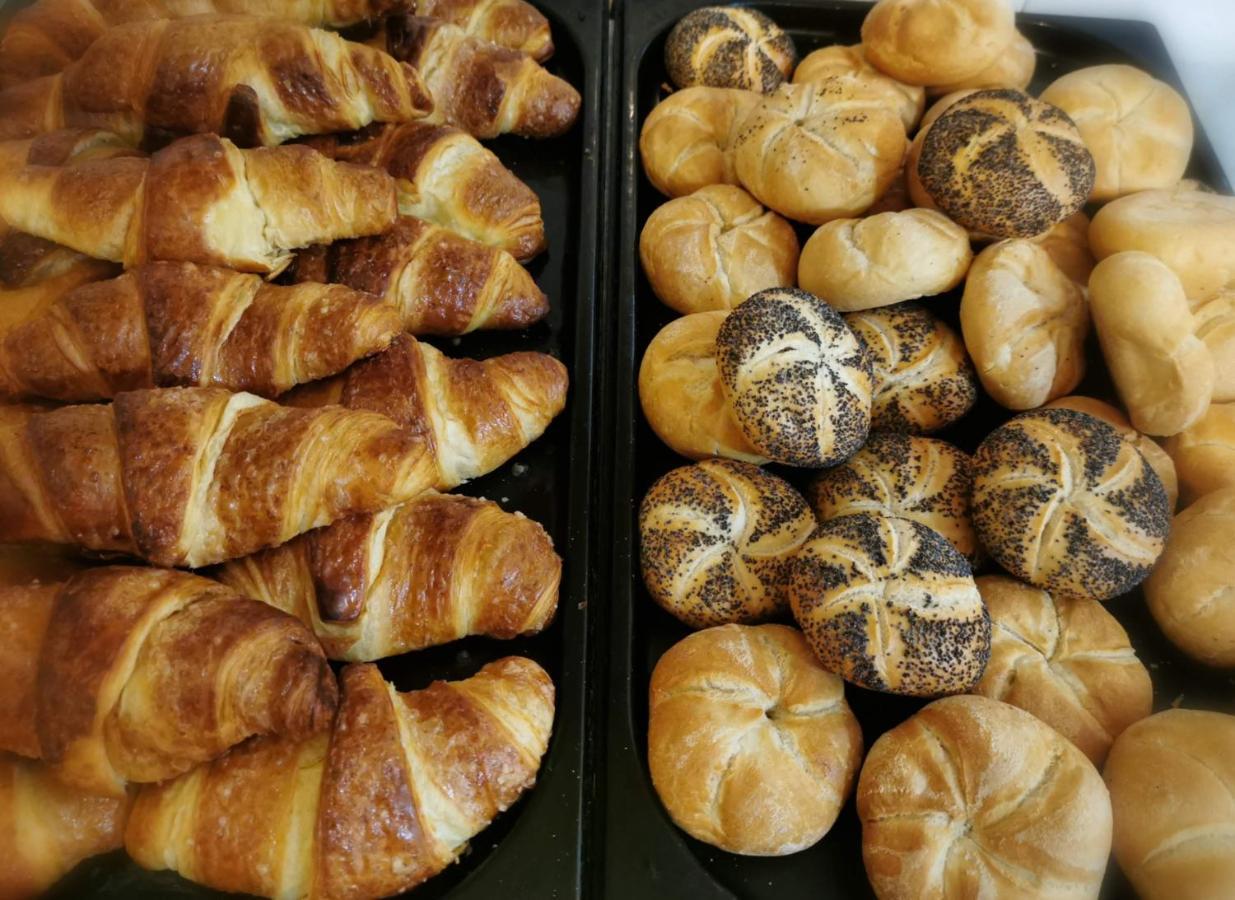 帕特伊艾特雷姆酒店 Bögöte 外观 照片