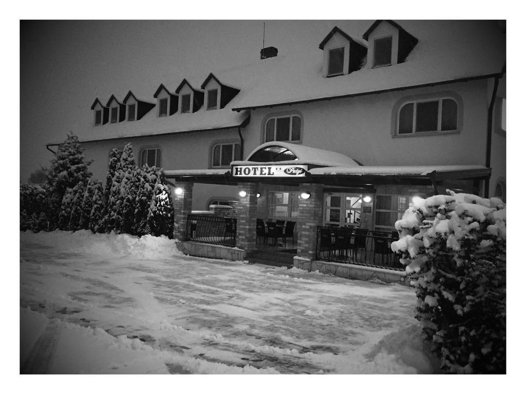 帕特伊艾特雷姆酒店 Bögöte 外观 照片